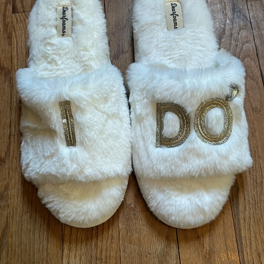Dearfoams White I DO Slippers